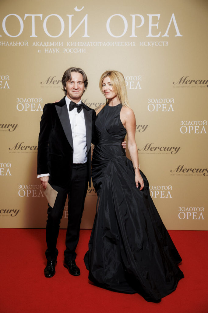 Петр Ануров с супругой